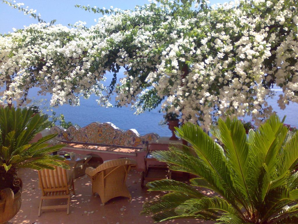 Palazzo Rocco Villa Sunshining In Love Praiano Exterior foto